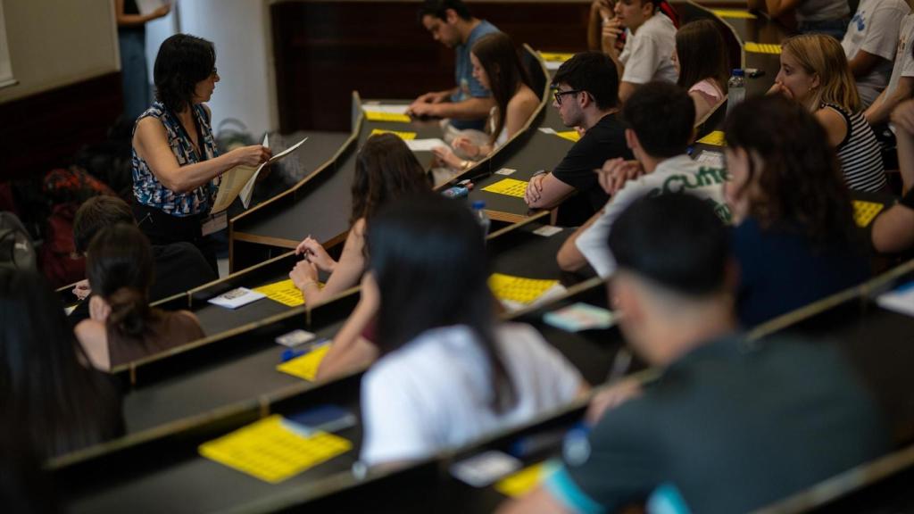 Reparto de exámenes en la primera prueba de la Selectividad 2025 en Cataluña