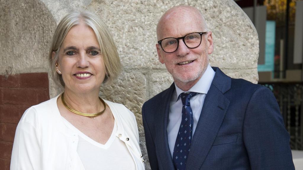Rosa Tous, nueva presidenta de la Ascef, junto a su predecesor, Jaume Alsina / EP