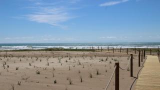 Playa del Far de Sant Cristòfol, en Garraf