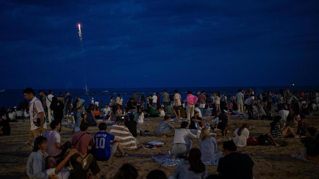 Imagen de la celebración de Sant Joan en Barcelona durante 2024
