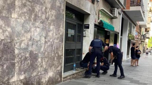 Imagen del momento de la asistencia por parte de Mossos d'Esquadra