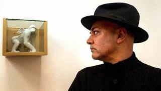 El artista Carlos Pazos