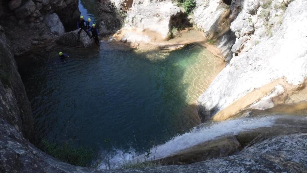 Piscina natural de las montañas de Prades