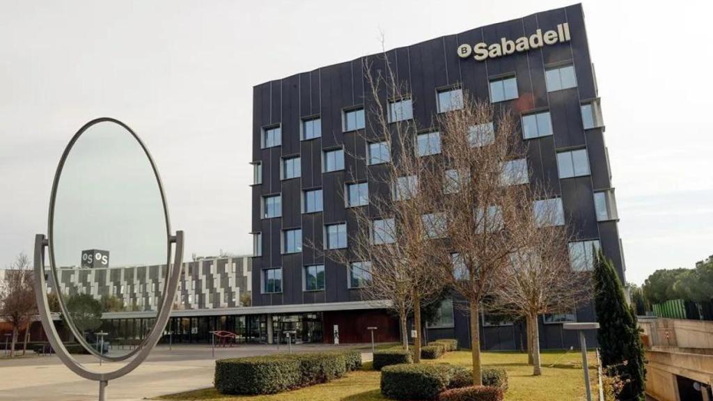 Sede central del Banco Sabadell en Sant Cugat del Vallès (Barcelona)