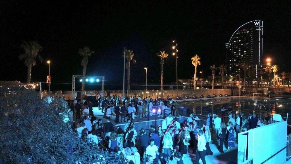 El Club Natació Barcelona acogió la tradicional cena de verano del Colegio de la abogacía de Barcelona (ICAB)