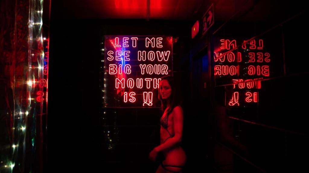 Una participante en Kitty, una de las fiestas de Imperial Barcelona