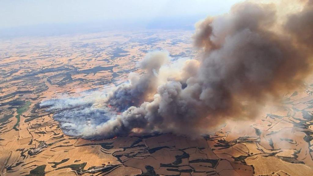 Vista aérea del incendio en Torrefeta i Florejacs