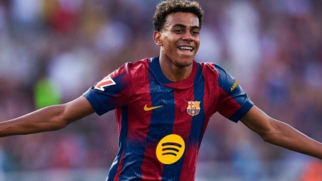 “Esta huele a Champions”, Lamine Yamal estrena dorsal con la nueva camiseta del Barça