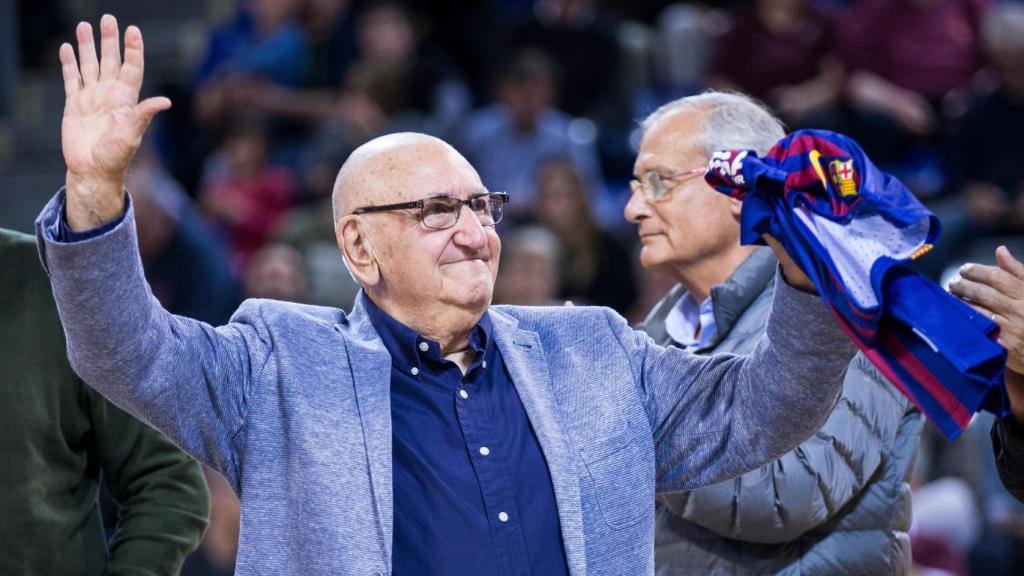 Xabier Añua disfruta de un acto en el Palau Blaugrana