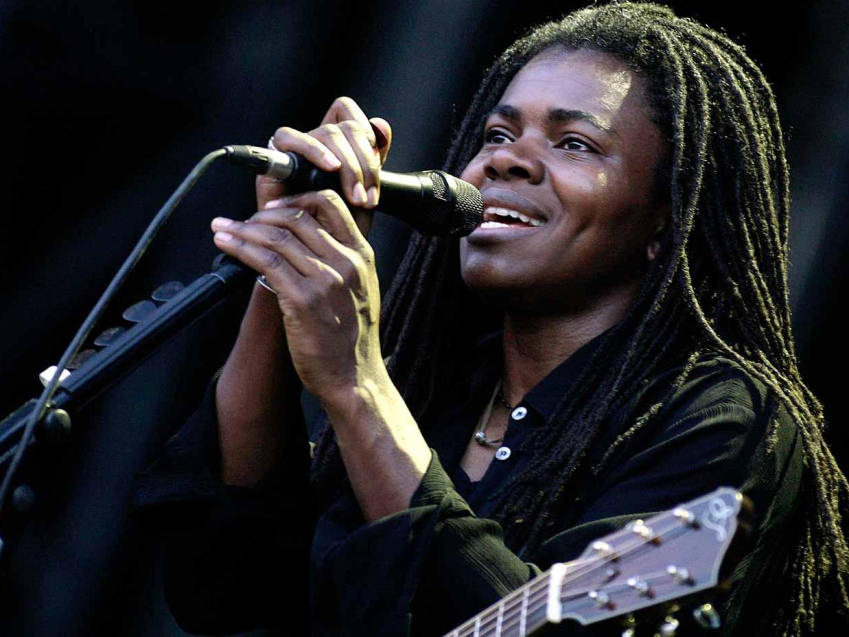 Tracy Chapman durante un concierto