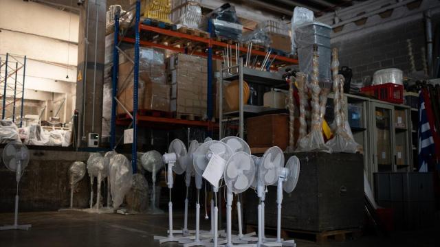 Ventiladores almacenados para su distribución / EP