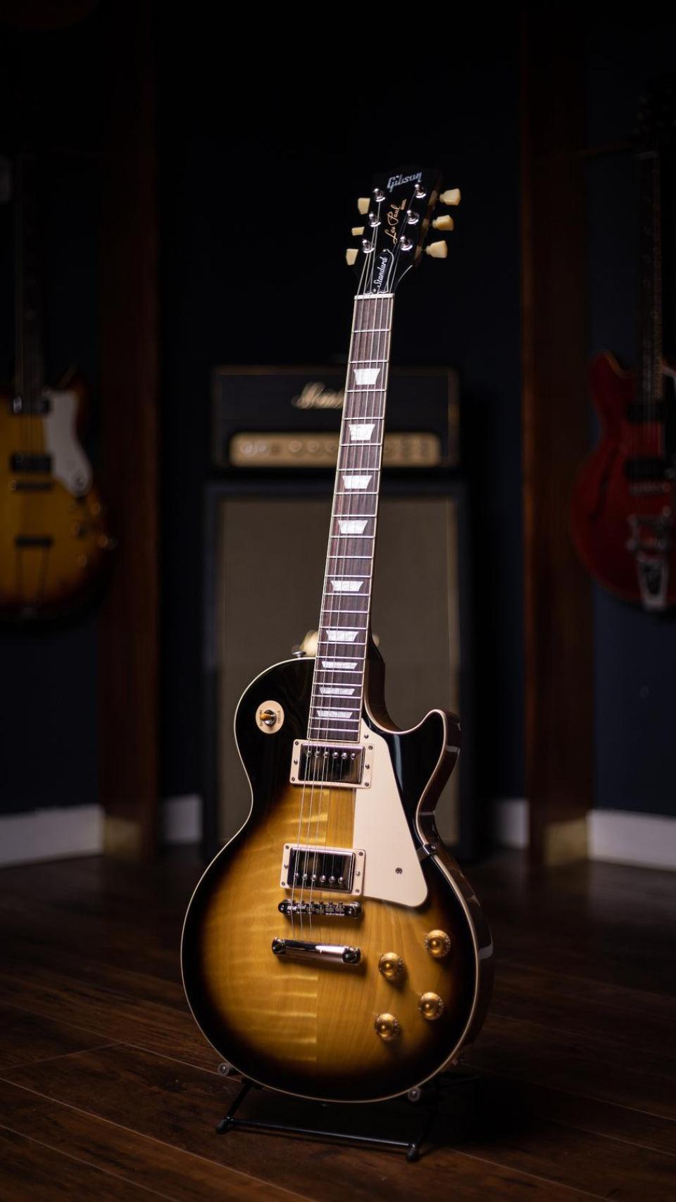Una imagen de una guitarra Gibson Les Paul Standard Tobacco Burst