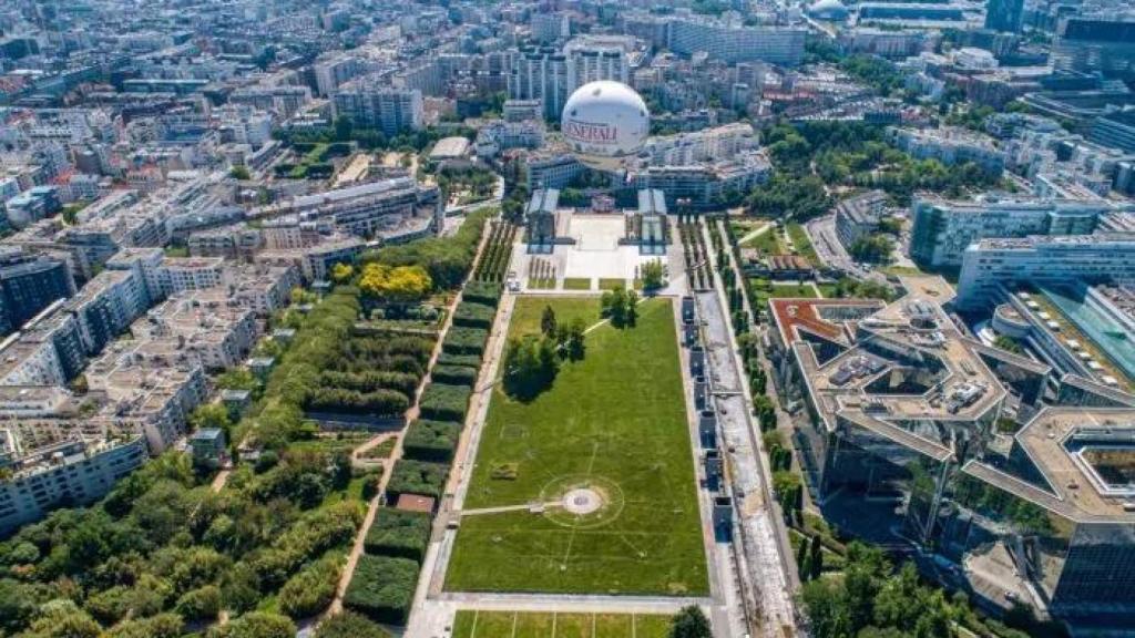 Imagen del globo cautivo en París