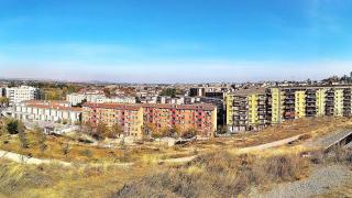 El barrio de Lleida que se construyó en el s.XX y mantiene su aire andaluz: parece una ciudad con más de 10.000 habitantes
