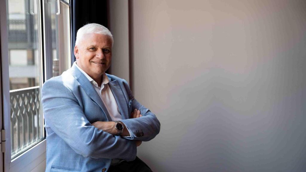 Toni Pérez, agente inmobiliario