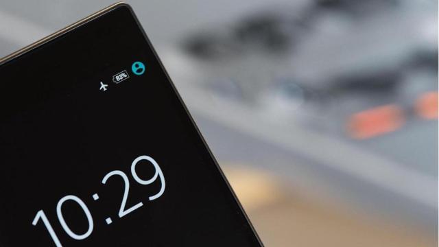 Hora en un dispositivo electrónico