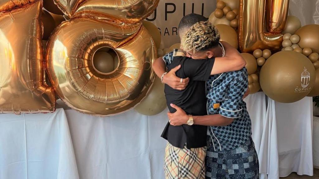 Mounir Nasraoui felicita a su hijo Lamine Yamal por su 18º aniversario