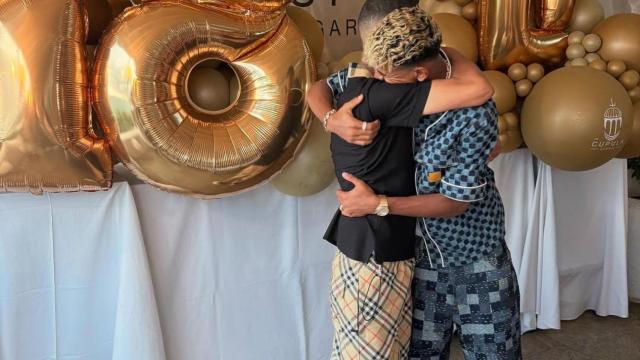 Mounir Nasraoui felicita a su hijo Lamine Yamal