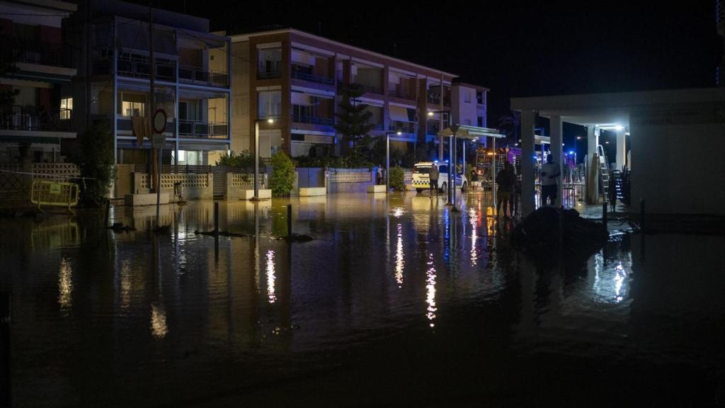 Cubelles durante las precipitaciones provocadas por el temporal en la provincia de Barcelona, a 12 de julio de 2025