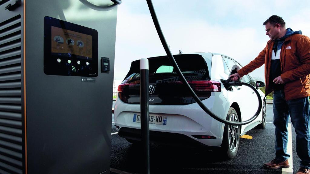 Punto de recarga de coches eléctricos