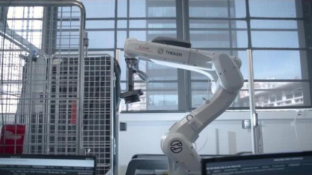 La startup catalana Theker, especializada en robótica aplicada a la industria