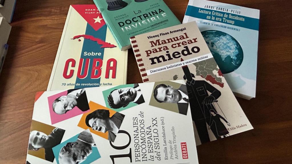 Portadas de ensayos y libros para la reflexión durante este verano