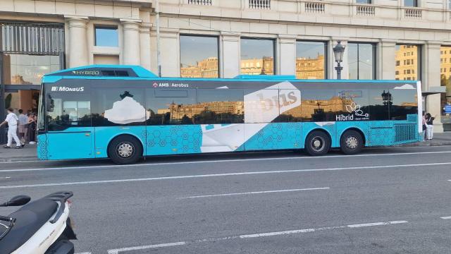 Aerobús, el bus que conecta Barcelona con el aeropuerto de El Prat