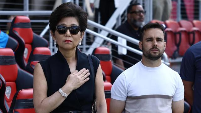 Michele Kang, junto a Jonatan Giráldez