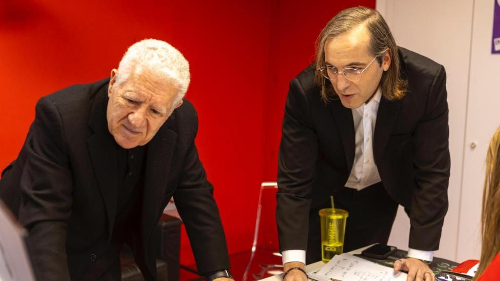 Luis Bassat (izquierda), nuevo presidente del consejo asesor de Annie Bonnie, agencia de publicidad que dirige Alberto Fernández (derecha)