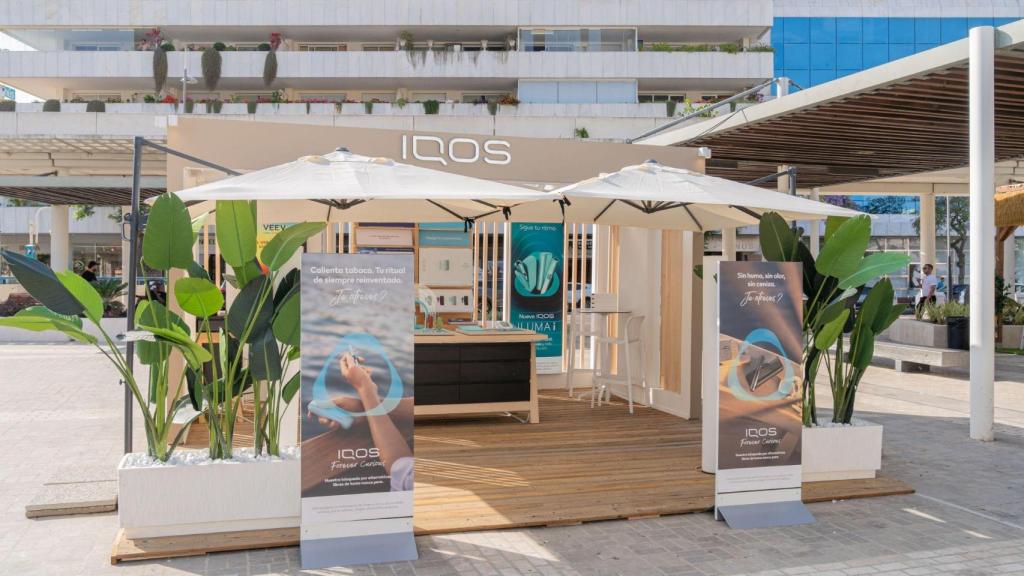 Imagen de un 'stand' de IQOS