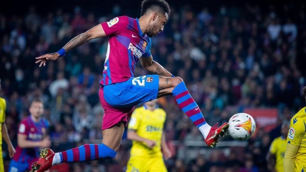 Pierre-Emerick Aubameyang en un partido con el Barça