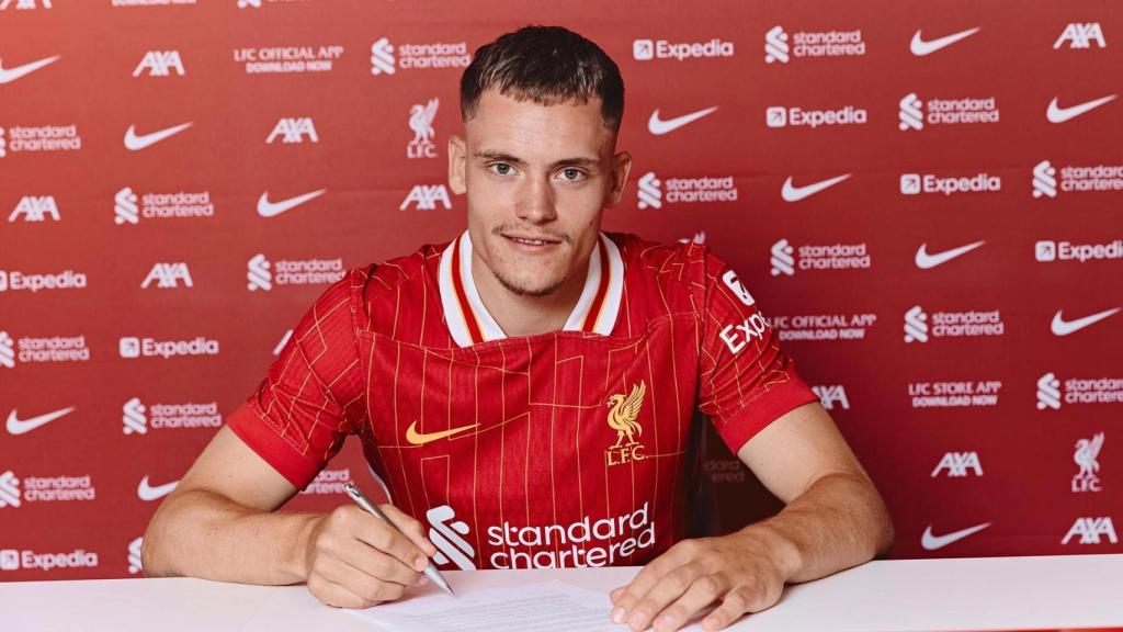 Florian Wirtz firma su contrato con el Liverpool