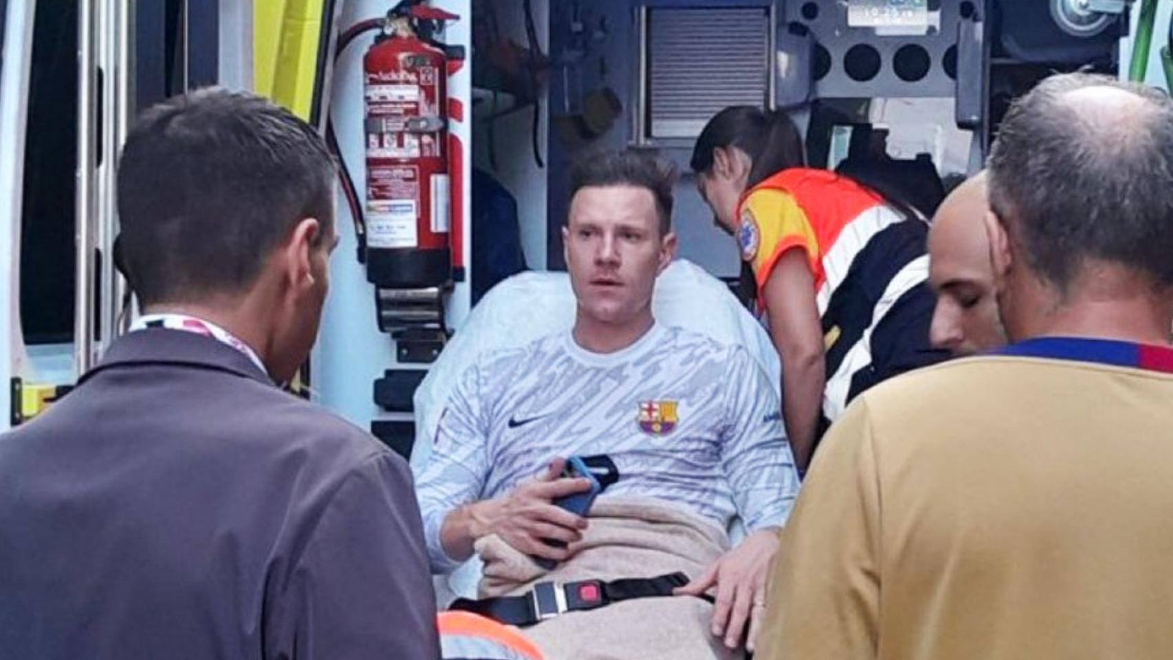 La tristeza de Ter Stegen, capitán del Barça, tras sufrir una lesión