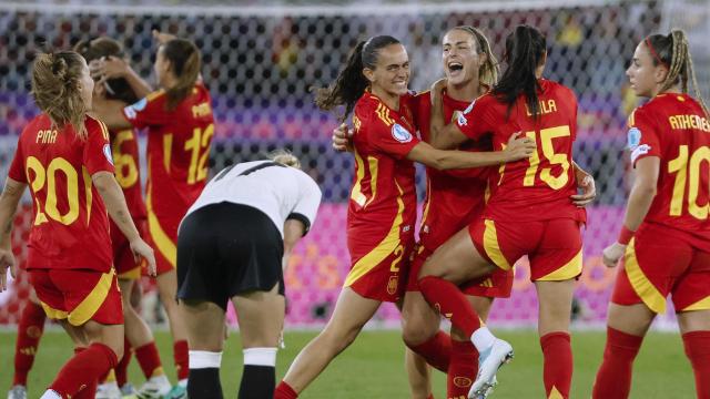 España celebra el pase a la final de la Eurocopa, tras vencer a Alemania en la prórroga