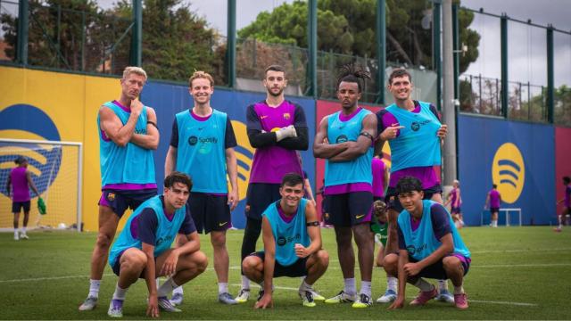 El equipo ganador del Barça en un entrenamiento de pretemporada
