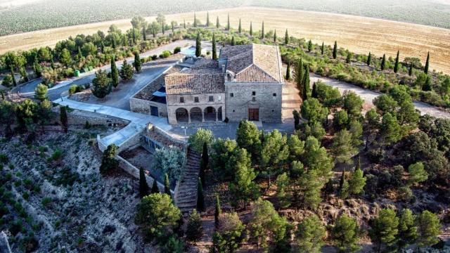 Ni Poblet ni Montblanc: este impresionante santuario de la ruta del Císter sorprende en este pueblo con menos de 250 habitantes