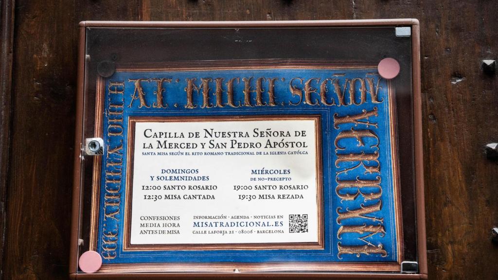 Cartel de la Capilla de Nuestra Señora de la Merced y San Pedro Apóstol