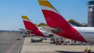 Varios aviones de Iberia