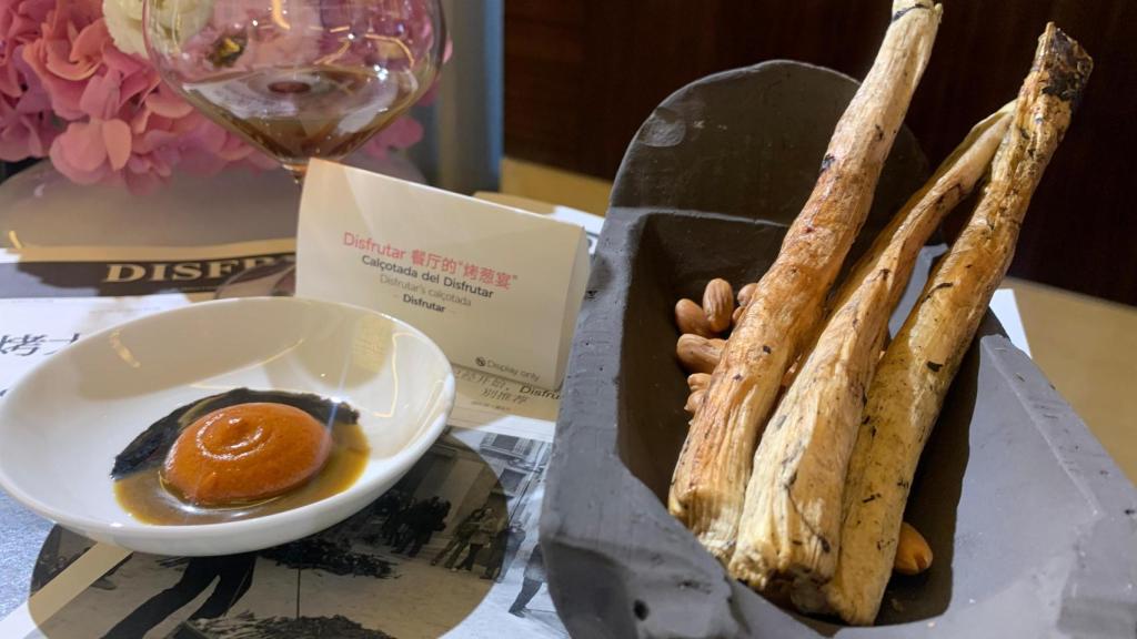 Los calçots liofilizados del restaurante Disfrutar, en Pekín