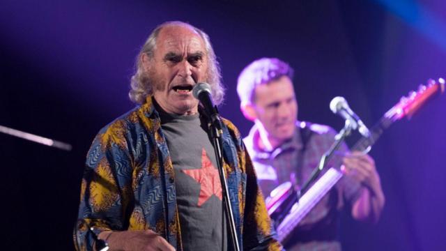 El músico Pau Riba en una actuación