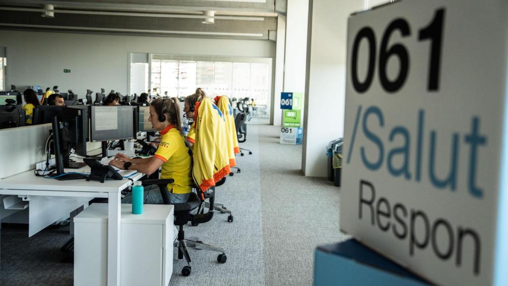 El servicio 061 Salud Responde instalado en el nuevo edificio del Sistema de Emergencias Médicas (SEM) en el recinto del Instituto Catalán de Oncología (ICO) en L'Hospitalet de Llobregat
