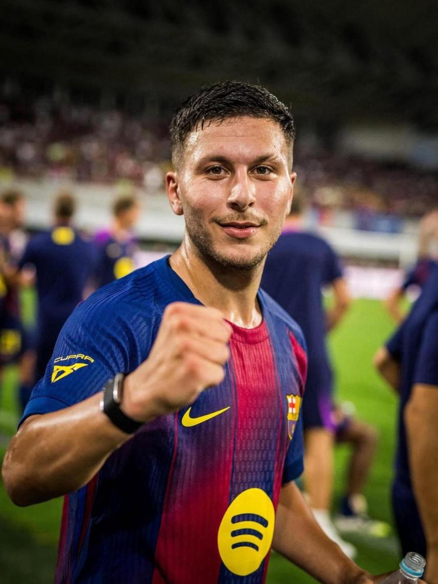 Roony Bardghji usando la pulsera Whoop