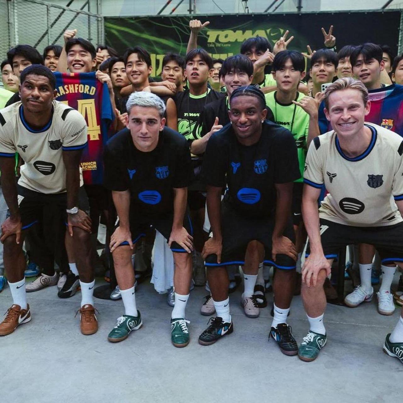 Marcus Rashford, Gavi, Frenkie de Jong y Alejandro Balde en un acto de Nike en Seúl