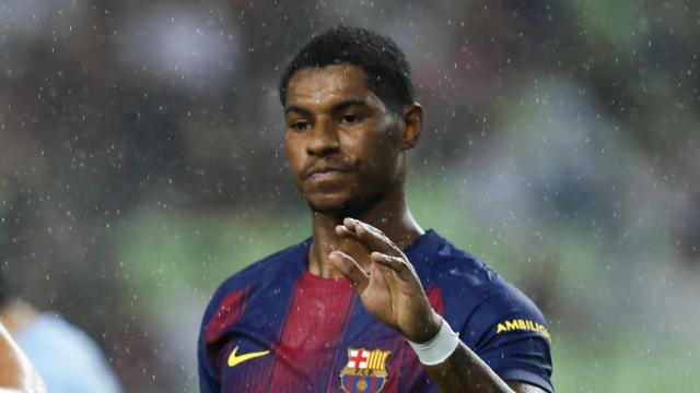 Dani Olmo felicita a Rashford tras marcar su primer gol con el Barça