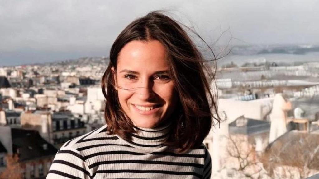 Emma Calikanzaros, investigadora en epidemiología ambiental y microplásticos