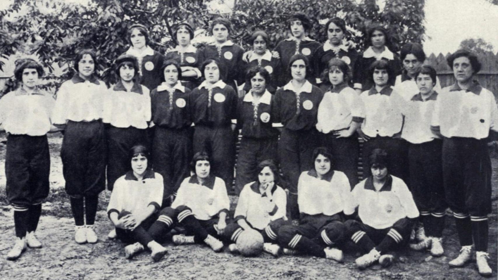 Spanish Girl’s Club, el primer equipo de mujeres futbolistas de España