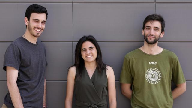 (De Izq. A Der.) EL COO De Bleta, Gerard Pinar Baillés; La Ceo, Isabel García Baños, Y El Cto, Adrià Roca Gervilla.