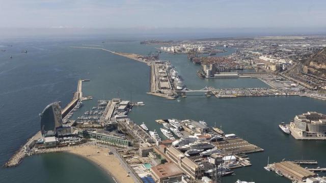 Vista aérea del muelle Príncep d’Espanya