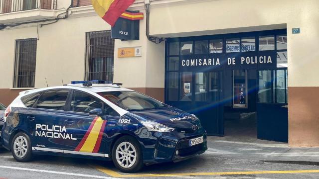 Imagen del exterior de una comisaría de Policía Nacional