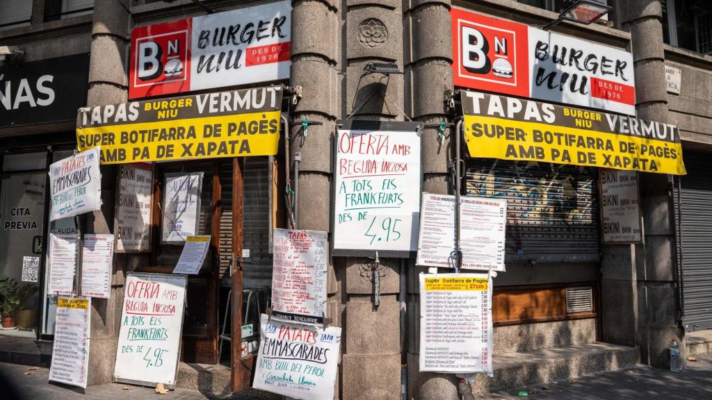 Exterior de la bocadillería Niu, en la calle València